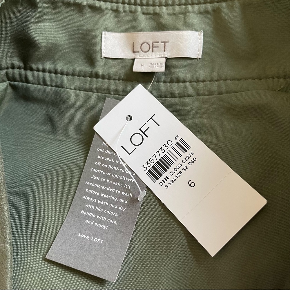 LOFT Faux Suede Olive Green Skirt Snap Pockets Size 6 Fully Lined - Picture 6 of 8